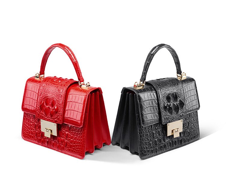 ladies crocodile bag with your outfit