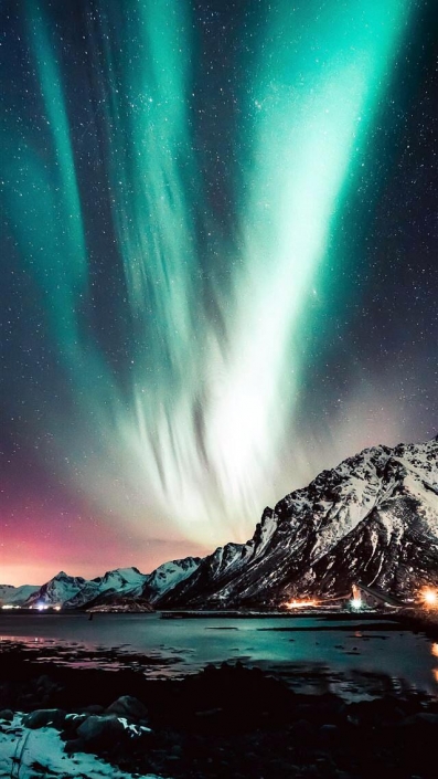 Northern Lights-iPhone Wallpaper